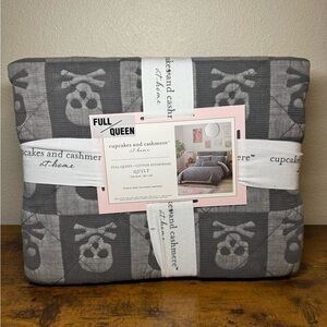 Cupcakes and Cashmere Skull Halloween Quilt